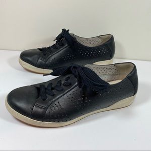 Dansko Orli Black lace up sneakers